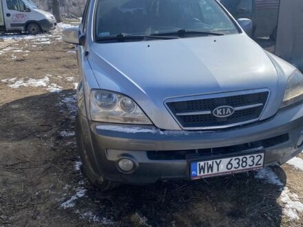 Серый Киа Соренто, объемом двигателя 2.5 л и пробегом 302 тыс. км за 4150 $, фото 1 на Automoto.ua