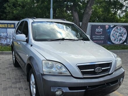 Серый Киа Соренто, объемом двигателя 0 л и пробегом 120 тыс. км за 4000 $, фото 1 на Automoto.ua