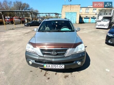 Серый Киа Соренто, объемом двигателя 2.5 л и пробегом 282 тыс. км за 5800 $, фото 1 на Automoto.ua