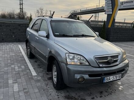 Серый Киа Соренто, объемом двигателя 2.5 л и пробегом 300 тыс. км за 3200 $, фото 1 на Automoto.ua