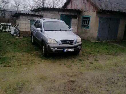 Серый Киа Соренто, объемом двигателя 2.5 л и пробегом 280 тыс. км за 4250 $, фото 1 на Automoto.ua