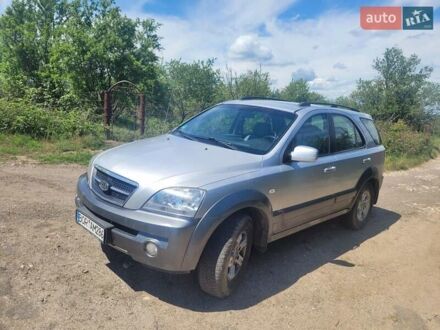 Серый Киа Соренто, объемом двигателя 2.5 л и пробегом 256 тыс. км за 3800 $, фото 1 на Automoto.ua