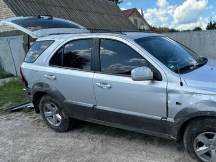 Киа Соренто 2005 в Изюме на Automoto.ua Серый Киа Соренто, объемом двигателя 2.5 л и пробегом 250 тыс. км за 3500 $, фото 1 на Automoto.ua