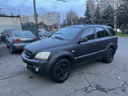 Сірий Кіа Соренто, об'ємом двигуна 2.5 л та пробігом 200 тис. км за 3300 $, фото 1 на Automoto.ua
