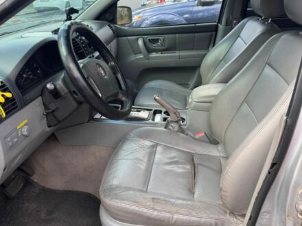 Сірий Кіа Соренто, об'ємом двигуна 2.5 л та пробігом 400 тис. км за 2000 $, фото 1 на Automoto.ua