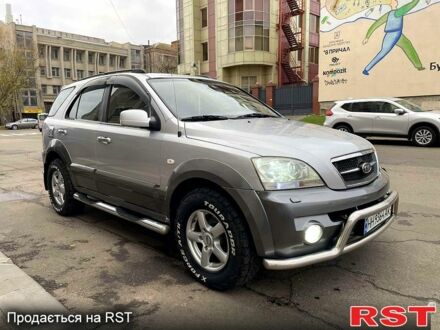 Серый Киа Соренто, объемом двигателя 2.5 л и пробегом 237 тыс. км за 7500 $, фото 1 на Automoto.ua
