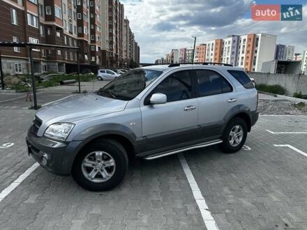Киа Соренто 2005 в Киеве на Automoto.ua Серый Киа Соренто, объемом двигателя 2.5 л и пробегом 261 тыс. км за 9000 $, фото 1 на Automoto.ua