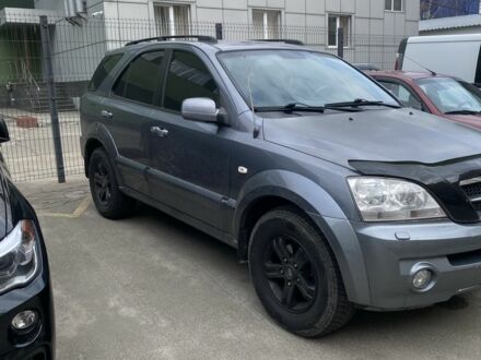 Сірий Кіа Соренто, об'ємом двигуна 2.5 л та пробігом 370 тис. км за 5200 $, фото 1 на Automoto.ua