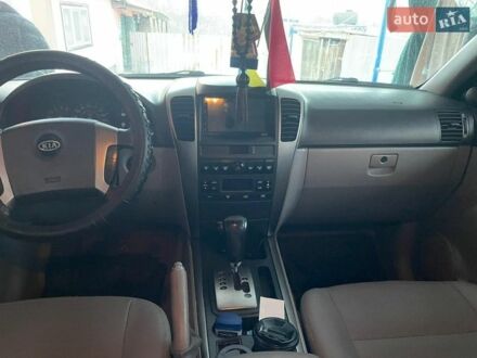 Сірий Кіа Соренто, об'ємом двигуна 2.5 л та пробігом 340 тис. км за 7300 $, фото 1 на Automoto.ua
