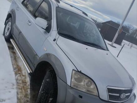 Серый Киа Соренто, объемом двигателя 2.5 л и пробегом 300 тыс. км за 5000 $, фото 1 на Automoto.ua