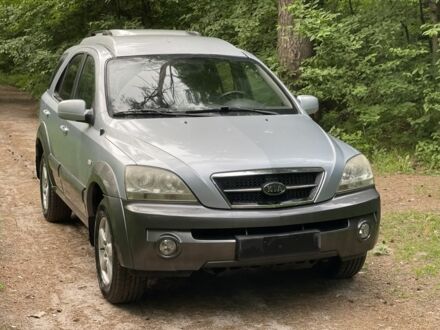 Киа Соренто 2006 в Киеве на Automoto.ua Серый Киа Соренто, объемом двигателя 2.5 л и пробегом 200 тыс. км за 4600 $, фото 1 на Automoto.ua