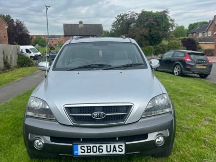 Киа Соренто 2006 в Изюме на Automoto.ua Серый Киа Соренто, объемом двигателя 2.5 л и пробегом 228 тыс. км за 3500 $, фото 1 на Automoto.ua