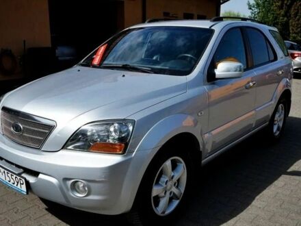 Киа Соренто 2006 в Калуше на Automoto.ua Серый Киа Соренто, объемом двигателя 2.5 л и пробегом 274 тыс. км за 2400 $, фото 1 на Automoto.ua