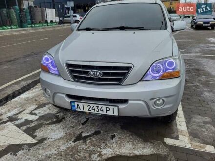 Серый Киа Соренто, объемом двигателя 2.5 л и пробегом 289 тыс. км за 9000 $, фото 1 на Automoto.ua