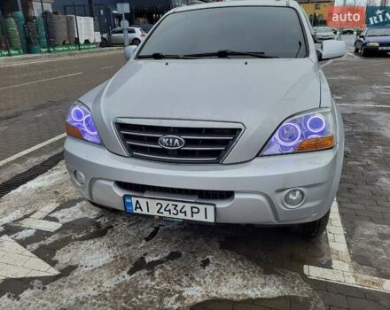 Серый Киа Соренто, объемом двигателя 2.5 л и пробегом 289 тыс. км за 9000 $, фото 1 на Automoto.ua