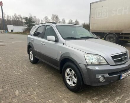 Серый Киа Соренто, объемом двигателя 2.4 л и пробегом 300 тыс. км за 4450 $, фото 1 на Automoto.ua