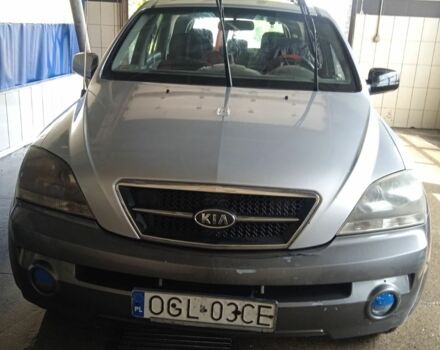 Серый Киа Соренто, объемом двигателя 2.5 л и пробегом 320 тыс. км за 3000 $, фото 1 на Automoto.ua