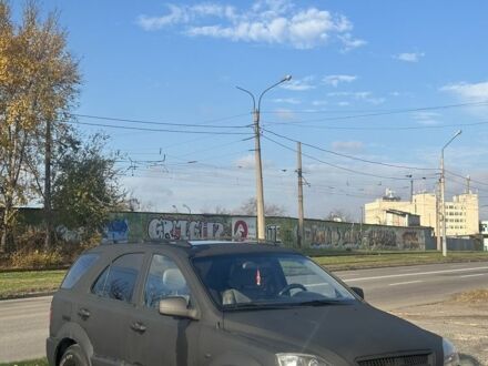 Серый Киа Соренто, объемом двигателя 2.5 л и пробегом 300 тыс. км за 2899 $, фото 1 на Automoto.ua