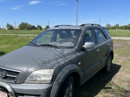 Серый Киа Соренто, объемом двигателя 2.5 л и пробегом 360 тыс. км за 4000 $, фото 1 на Automoto.ua
