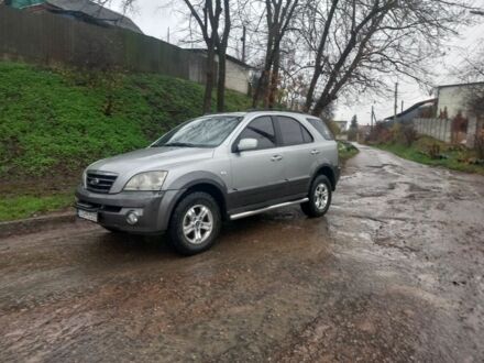 Серый Киа Соренто, объемом двигателя 2.5 л и пробегом 260 тыс. км за 4000 $, фото 1 на Automoto.ua