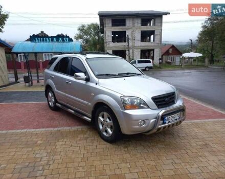Сірий Кіа Соренто, об'ємом двигуна 2.5 л та пробігом 305 тис. км за 8500 $, фото 1 на Automoto.ua