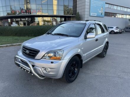 Сірий Кіа Соренто, об'ємом двигуна 2.5 л та пробігом 257 тис. км за 3500 $, фото 1 на Automoto.ua