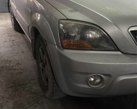 Серый Киа Соренто, объемом двигателя 2.5 л и пробегом 230 тыс. км за 4251 $, фото 1 на Automoto.ua