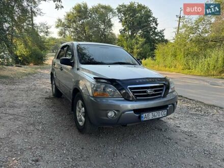 Сірий Кіа Соренто, об'ємом двигуна 2.5 л та пробігом 220 тис. км за 8600 $, фото 1 на Automoto.ua