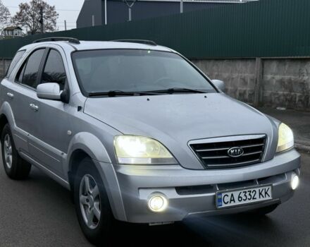 Серый Киа Соренто, объемом двигателя 2.5 л и пробегом 300 тыс. км за 6000 $, фото 1 на Automoto.ua