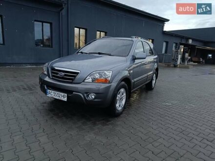 Серый Киа Соренто, объемом двигателя 2.5 л и пробегом 308 тыс. км за 7800 $, фото 1 на Automoto.ua