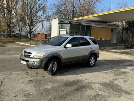 Сірий Кіа Соренто, об'ємом двигуна 2.5 л та пробігом 350 тис. км за 8500 $, фото 1 на Automoto.ua