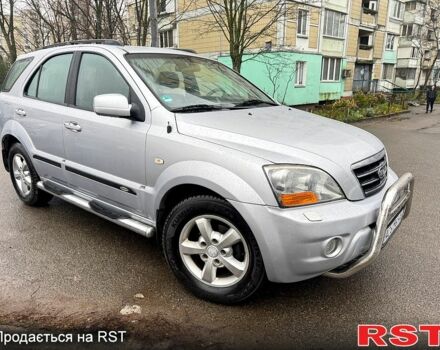 Серый Киа Соренто, объемом двигателя 2.5 л и пробегом 240 тыс. км за 6000 $, фото 1 на Automoto.ua