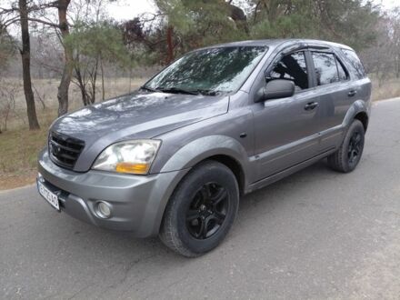 Серый Киа Соренто, объемом двигателя 2.5 л и пробегом 250 тыс. км за 7700 $, фото 1 на Automoto.ua