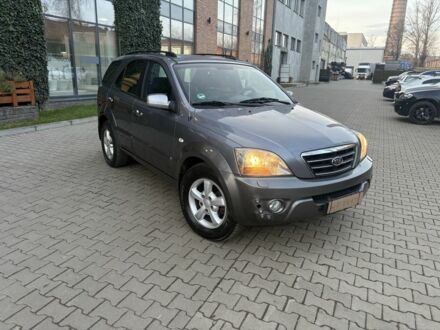 Сірий Кіа Соренто, об'ємом двигуна 2.5 л та пробігом 289 тис. км за 3943 $, фото 1 на Automoto.ua