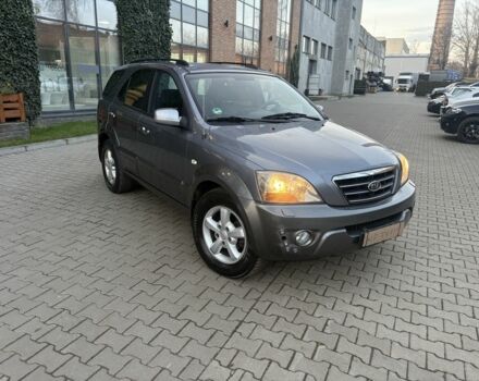 Серый Киа Соренто, объемом двигателя 2.5 л и пробегом 289 тыс. км за 3943 $, фото 1 на Automoto.ua