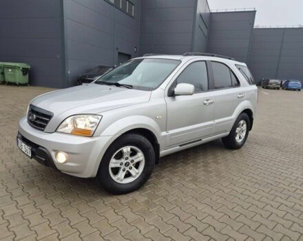 Серый Киа Соренто, объемом двигателя 2.5 л и пробегом 250 тыс. км за 3785 $, фото 1 на Automoto.ua