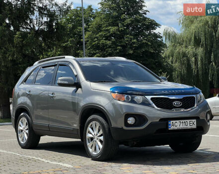 Серый Киа Соренто, объемом двигателя 2.4 л и пробегом 93 тыс. км за 12500 $, фото 1 на Automoto.ua