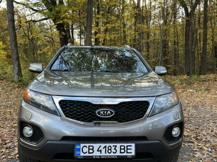 Кіа Соренто 2011 у Бродах на Automoto.ua Сірий Кіа Соренто, об'ємом двигуна 2.2 л та пробігом 182 тис. км за 12950 $, фото 1 на Automoto.ua