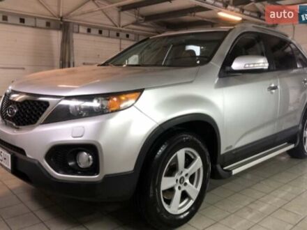 Киа Соренто 2011 в Львове на Automoto.ua Серый Киа Соренто, объемом двигателя 2.2 л и пробегом 300 тыс. км за 12000 $, фото 1 на Automoto.ua
