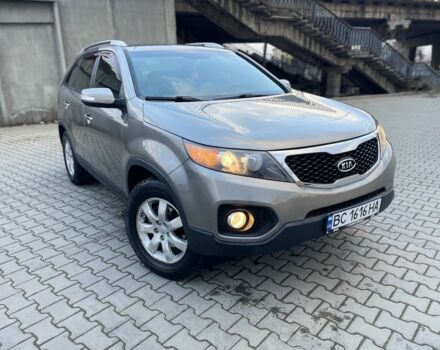 Серый Киа Соренто, объемом двигателя 2.4 л и пробегом 297 тыс. км за 10000 $, фото 1 на Automoto.ua