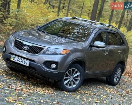 Киа Соренто 2011 в Львове на Automoto.ua Серый Киа Соренто, объемом двигателя 2.2 л и пробегом 280 тыс. км за 12999 $, фото 1 на Automoto.ua