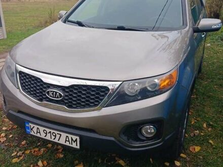 Киа Соренто 2011 в Киеве на Automoto.ua Серый Киа Соренто, объемом двигателя 2.36 л и пробегом 257 тыс. км за 10200 $, фото 1 на Automoto.ua