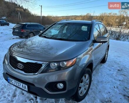 Серый Киа Соренто, объемом двигателя 2.4 л и пробегом 260 тыс. км за 12900 $, фото 1 на Automoto.ua