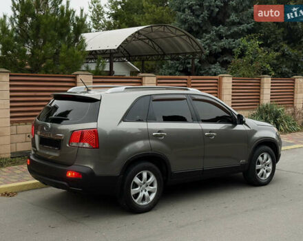 Сірий Кіа Соренто, об'ємом двигуна 2.4 л та пробігом 124 тис. км за 12300 $, фото 1 на Automoto.ua