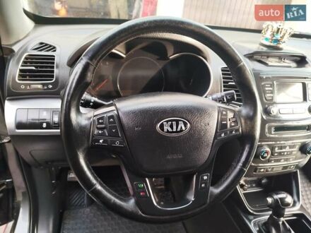 Киа Соренто 2012 в Петриковке на Automoto.ua Серый Киа Соренто, объемом двигателя 2.2 л и пробегом 290 тыс. км за 13800 $, фото 1 на Automoto.ua