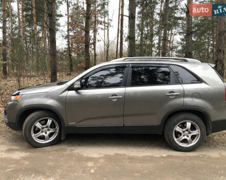 Сірий Кіа Соренто, об'ємом двигуна 2.2 л та пробігом 225 тис. км за 13000 $, фото 1 на Automoto.ua