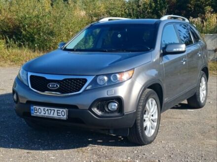 Сірий Кіа Соренто, об'ємом двигуна 2.2 л та пробігом 312 тис. км за 13400 $, фото 1 на Automoto.ua