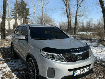 Киа Соренто 2013 в Днепре (Днепропетровске) на Automoto.ua Серый Киа Соренто, объемом двигателя 2.35 л и пробегом 268 тыс. км за 12700 $, фото 1 на Automoto.ua