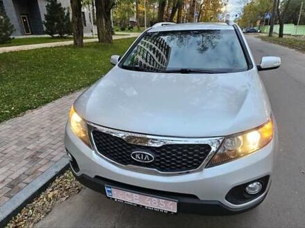 Серый Киа Соренто, объемом двигателя 2.4 л и пробегом 230 тыс. км за 9999 $, фото 1 на Automoto.ua