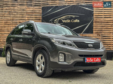 Киа Соренто 2013 в Бродах на Automoto.ua Серый Киа Соренто, объемом двигателя 2.2 л и пробегом 250 тыс. км за 16500 $, фото 1 на Automoto.ua